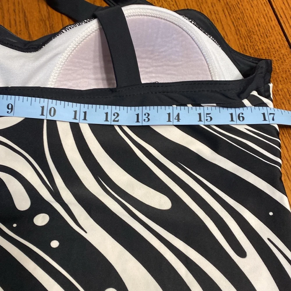 Zero Posur Swimwear Black White Tankini Swim Top Size 16